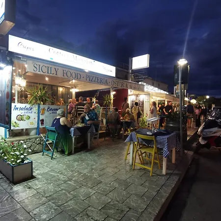 Orchidea Bianca Giardini-Naxos